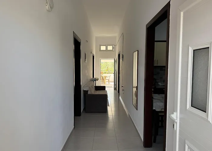 Hanna 3* Ksamil